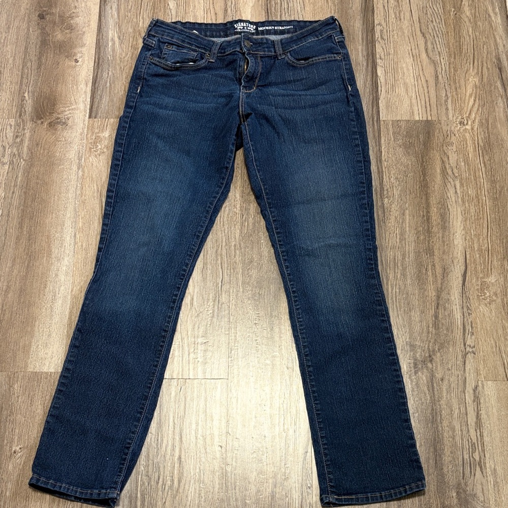 Signature by Levi Strauss Dark Blue Straight Leg Jeans Women’s Size 34